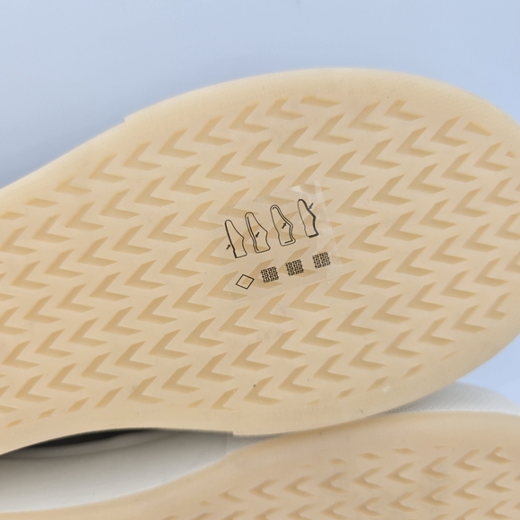 NWOT Michael Kors Jude Signature Logo Sneakers, Brown, Women's 6M - Picture 13 of 16